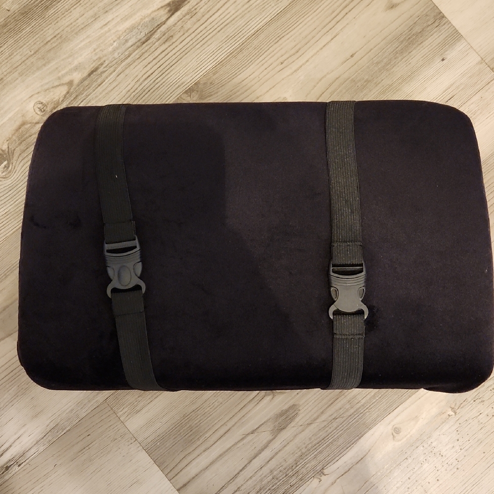 Corsair Access Support Pillow